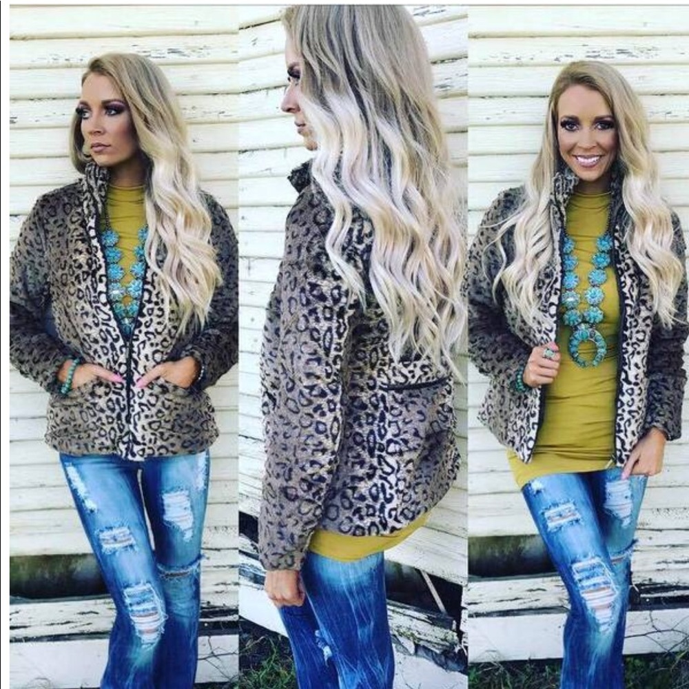 Leopard Fur Zip-up Jacket